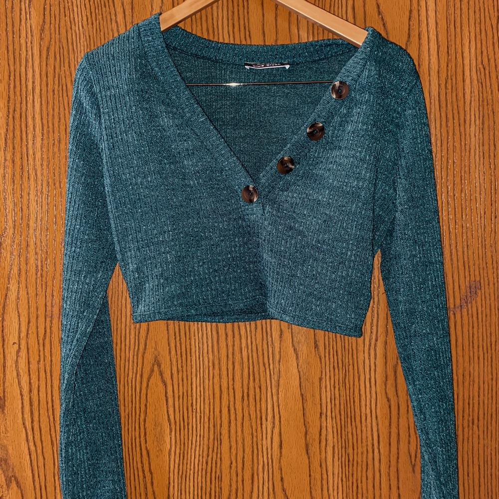 Long-sleeve dark green top